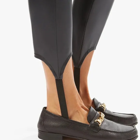 NWOT WeWoreWhat Vegan Leather Stirrup Legging Black Size M - Picture 15 of 16
